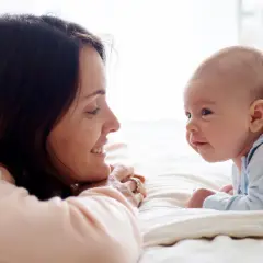 Skok rozwojowy 14 tydzień objawy: co może zaniepokoić rodziców