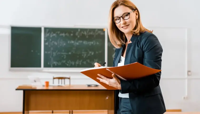 Nauczyciel z klasą: 5 cech wyróżniających inspirującego pedagoga